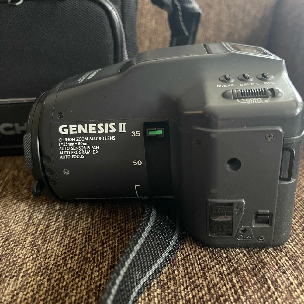 Vintage retro Chinon Genesis II 35mm- 80mm camera - Picture 2 of 5